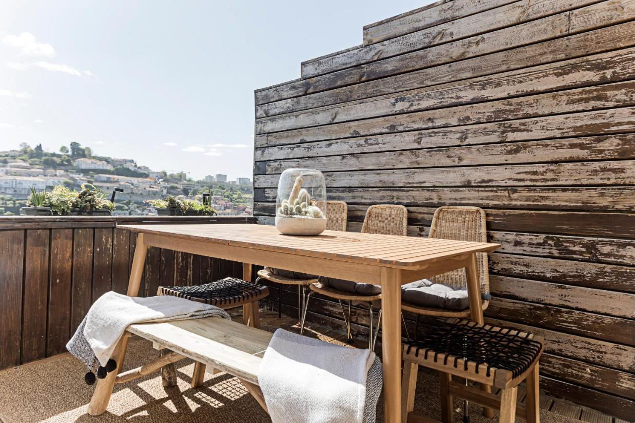 Ferienhaus Luxurious Townhome With River View By Lovelystay Porto