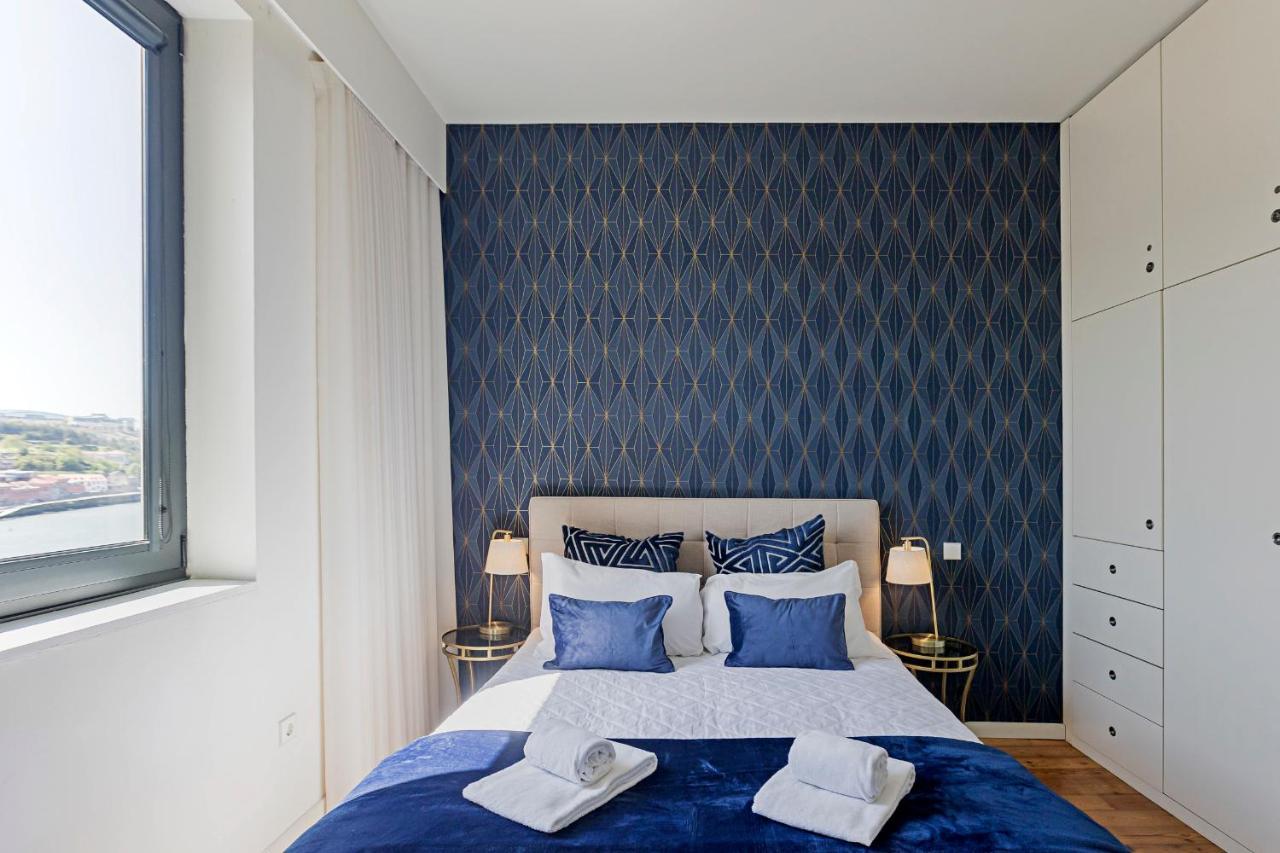 Сasa de vacaciones Luxurious Townhome With River View By Lovelystay