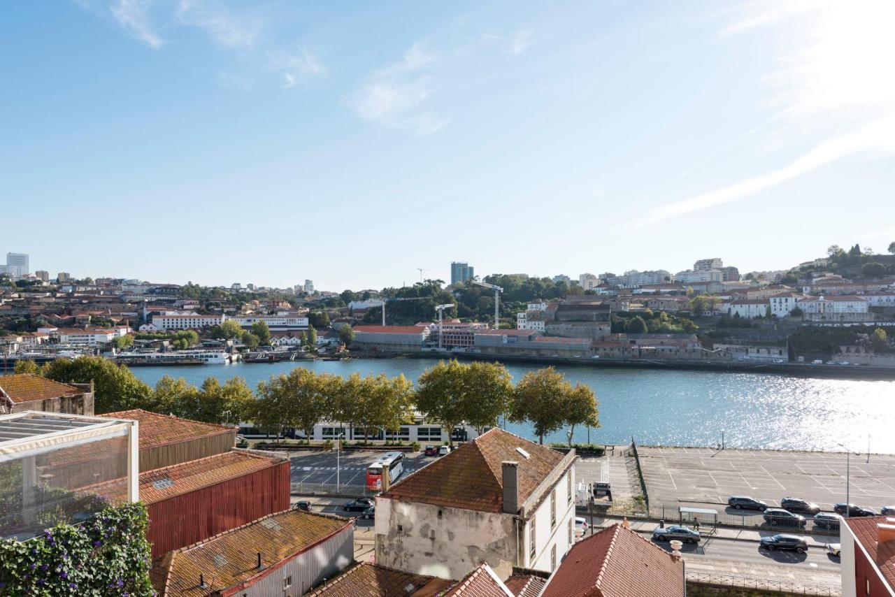 Luxurious Townhome With River View By Lovelystay Casa de férias Porto